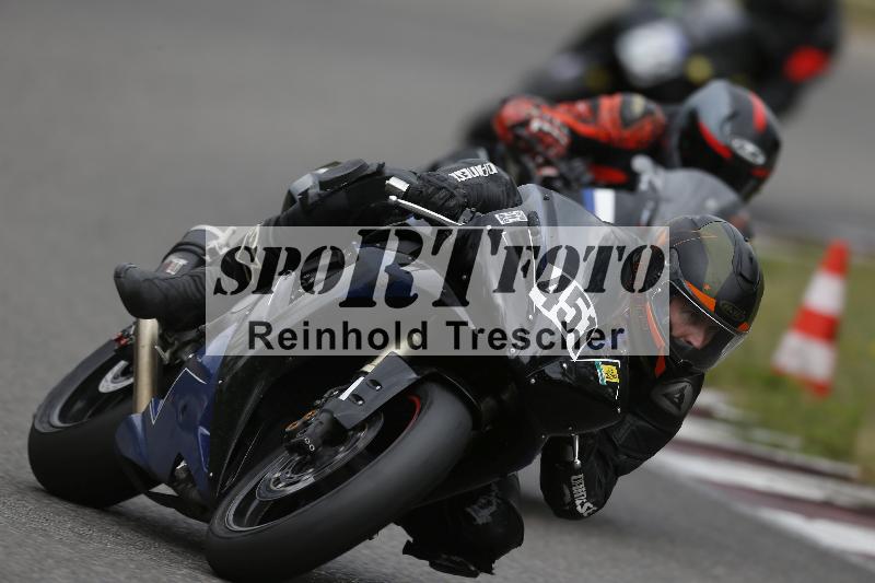 /37 09.08.2026  Pluess Motosport ADR/Freies Fahren/451